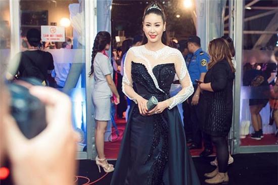 Xôn xao tin đồn Hà Kiều Anh đội lại vương miện của Kỳ Duyên - Ảnh 6.