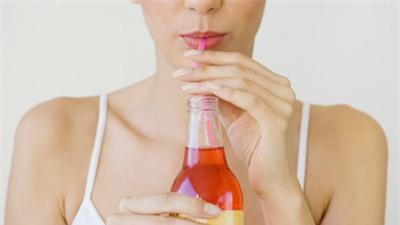 Kết quả hình ảnh cho uống nước bằng ống hút