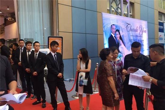 Khánh Thi một mình đến chúc mừng đám cưới tình cũ Chí Anh - Ảnh 15.