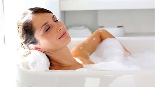 giảm cân, cách giảm cân nhanh, giảm cân hiệu quả, cách giảm cân bằng tắm nước nóng