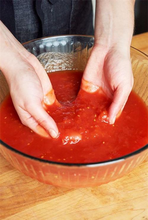 bat ngo voi tuyet chieu tri hoi nach nho mot qua ca chua - 6