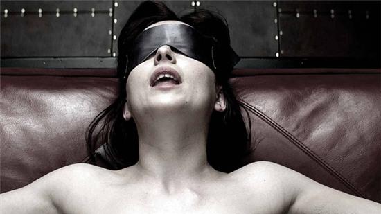 50 Sắc Thái - Khi người đẹp và đại gia bị ràng buộc bởi bản hợp đồng tình dục kì lạ - Ảnh 5.