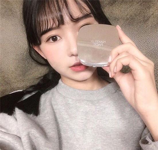 6 món mỹ phẩm đang được con gái Việt thi nhau mua thời gian này - Ảnh 6.