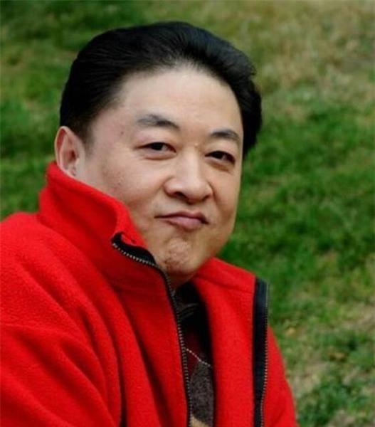 Lại thêm một nam diễn viên Hoa ngữ khốn khổ vì vợ ngoại tình, rắp tâm lừa hết gia sản - Ảnh 1.