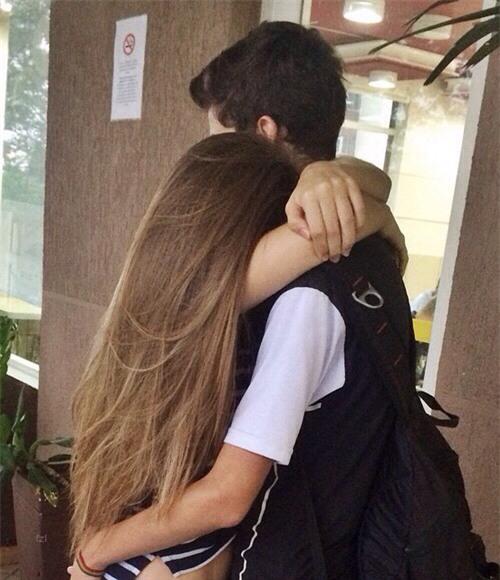 Đôi khi hạnh phúc không phải là cùng nhau đi hết một quãng đường dài...