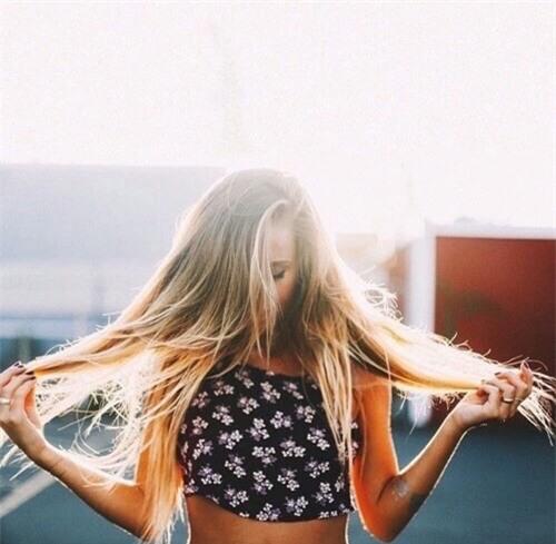 Trước khi trở thành một cô gái mạnh mẽ, tôi cũng từng ngây thơ và mơ mộng...