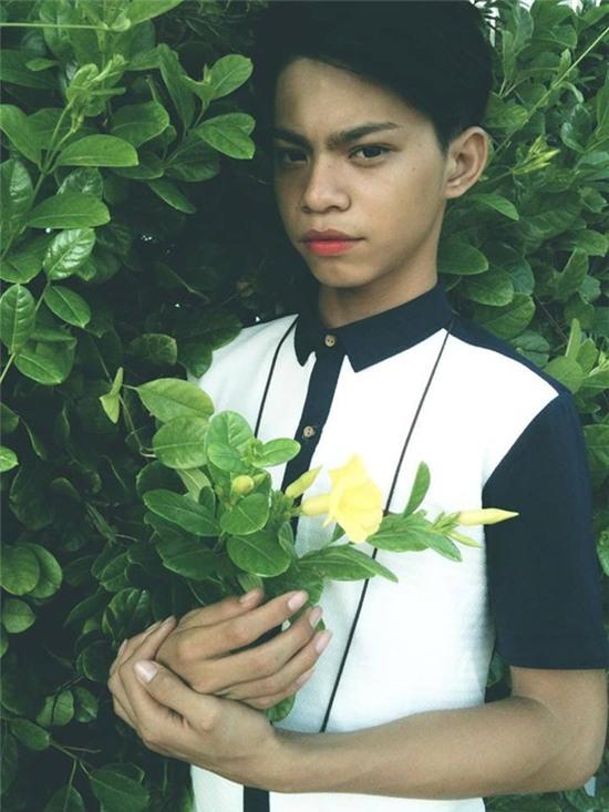 Loạt ảnh mới nhất của em trai Hà Hồ ngày nào: Giống y xì bản chính! - Ảnh 1.