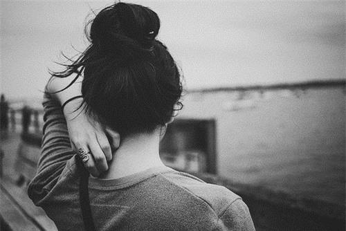 Giá như đâu đó có người đợi tôi...