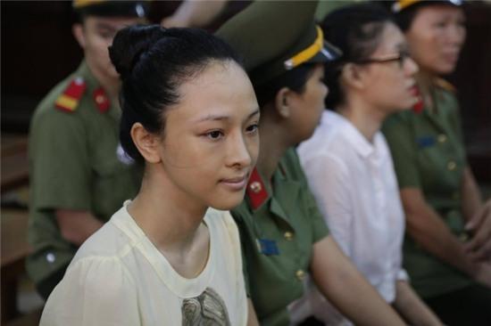 vu hoa hau phuong nga: hop dong tinh ai la gia mao? - 1