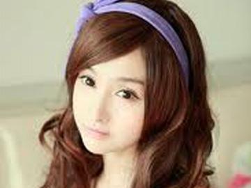Gái nhà nghèo học đòi làm hotgirl