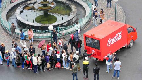 Happiness Truck sưởi ấm Hà thành ngày giáp Tết