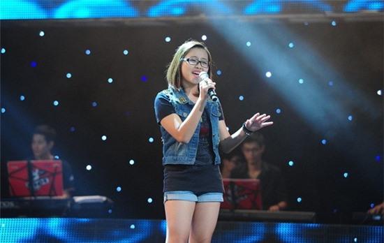 The Voice Kids tập 1: Bé gái 9 tuổi khiến HLV Thanh Bùi 
