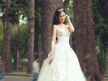 Hot girl Kelly: Biết sẽ ồn ào khi chụp khỏa thân