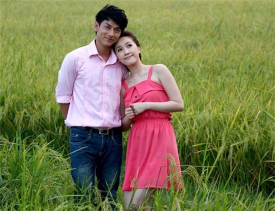 Những cặp ca sĩ chung tay khuấy động làng phim Việt