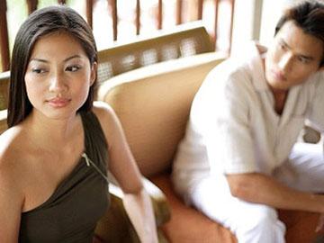 Chứng minh chồng vô sinh bằng… ngoại tình