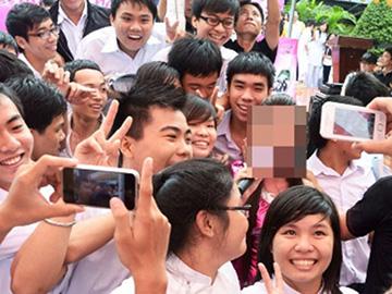 Bi hài chuyện người trẻ háo danh