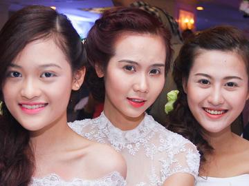 Hotgirl Huyền Lizzie khoe sắc cùng Hà Lade