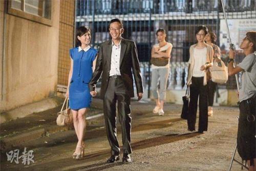 Tiểu Long Nữ bị 