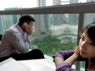 “Bị vợ cắm hai chiếc sừng và tôi chính là con bò”
