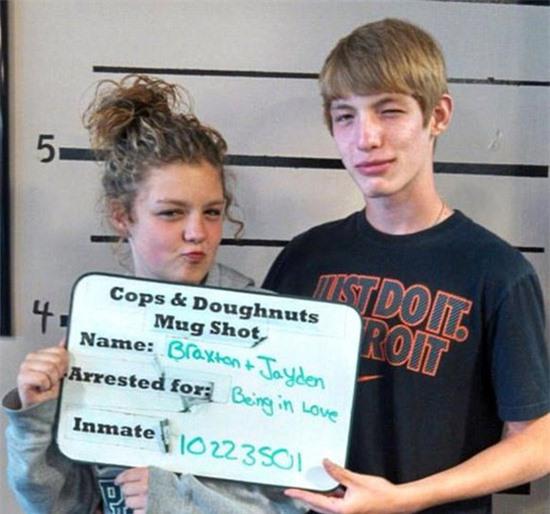 Cặp đôi trẻ yêu đương như Romeo và Juliet