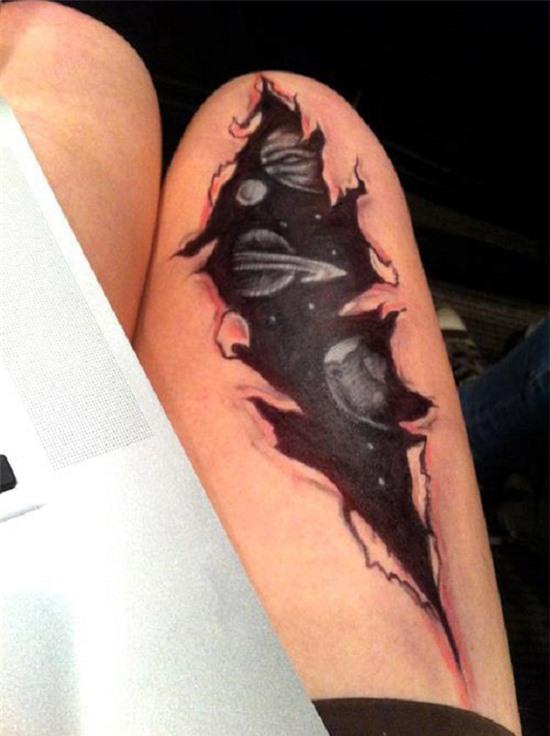 9x thư giản bằng cách vẽ tranh… lên đùi