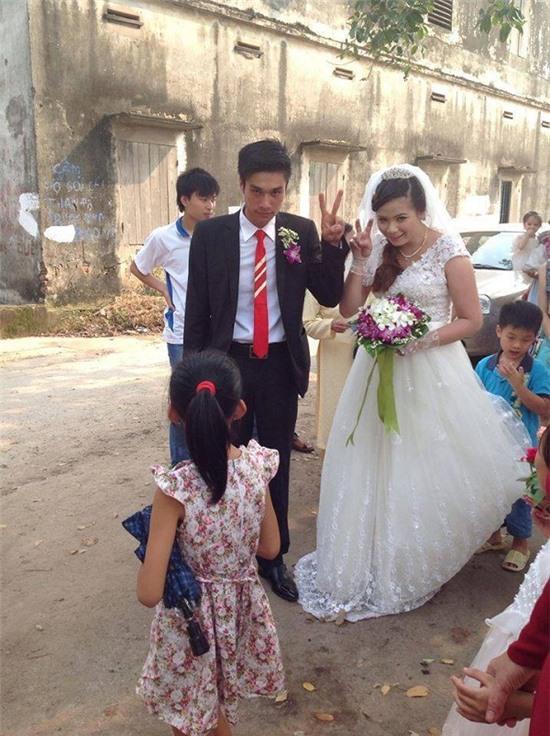 Đến cô dâu chú rể cũng thích phong cách chụp ảnh này nhé