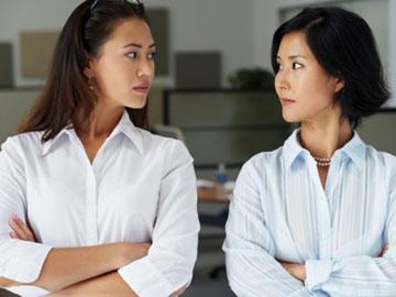 Xung đột mẹ chồng - nàng dâu vì... tiền