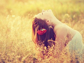 Hạnh phúc đâu nhất thiết phải đủ hai người