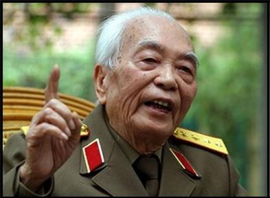 Đại tướng Võ Nguyên Giáp (Ảnh tư liệu: Lao Động/TTXVN)