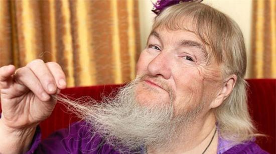 XONGchủ nhật Choáng ngợp những kỷ lục về bộ phận cơ thể người