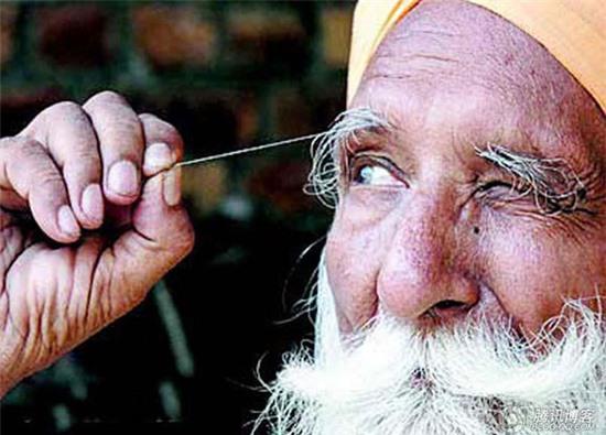 XONGchủ nhật Choáng ngợp những kỷ lục về bộ phận cơ thể người