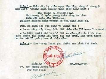 Nghệ sĩ nhiếp ảnh Nguyễn Hữu Cấy: Ký ức 9 ngày đêm chụp ảnh tang lễ Bác Hồ-5