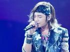 Fan mê mệt vẻ đẹp nữ tính của Jang Geun Suk