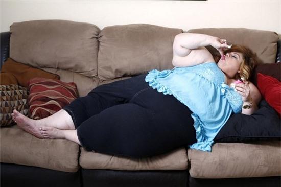 Người phụ nữ béo phì nghiện ăn trong lúc làm "chuyện ấy" 5