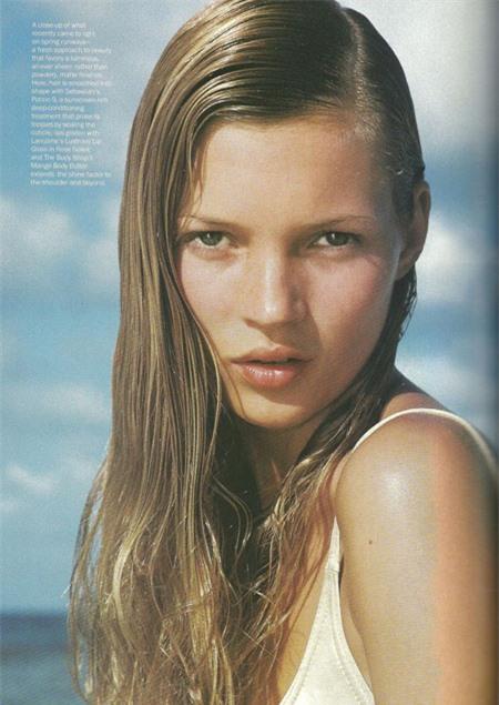 kate-moss12-5318-1381455744.jpg