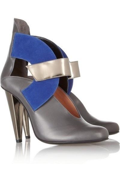 Khảo giá 14 đôi bốt đáng được ao ước - 12