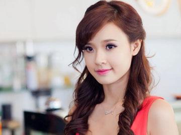 7 hot girl có gương mặt 'ăn điểm' nhất Việt Nam