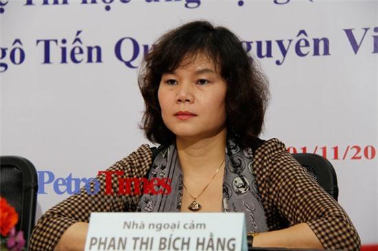 Bà Phan Thị Bích Hằng:
