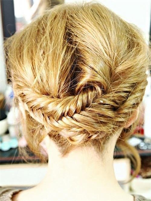 6 kiểu tóc đẹp khi đầu bẩn | Thời trang tóc, Tết tóc, Tóc bết, Búi tóc, Bí quyết