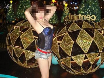 Đồ ngủ tràn lan trên phố Việt