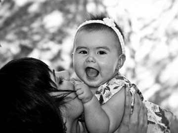 Bi hài chuyện nữ sinh làm mẹ