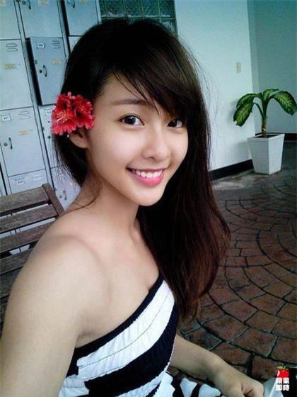 Hot girl Khả Ngân được báo Đài Loan miêu tả có nụ cười đẹp ngất ngây 7