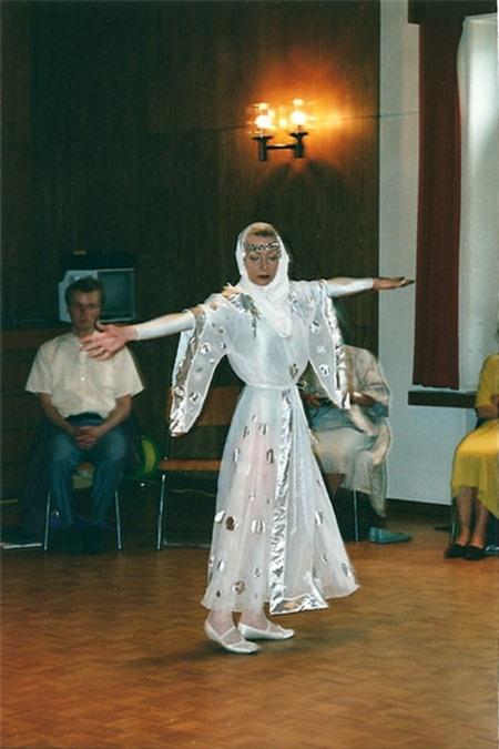 Khó tin những người tự nhận là ma cà rồng, người ngoài hành tinh 2