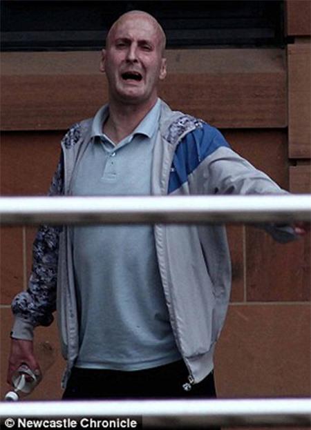 Tai nạn ngớ ngẩn vì... tự tử bất thành 1