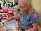Hà Nội: Cụ bà vô gia cư thản nhiên đón siêu bão Haiyan