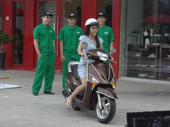 Theo chân hotgirl Ngọc Thảo đi tân trang “xế ruột”