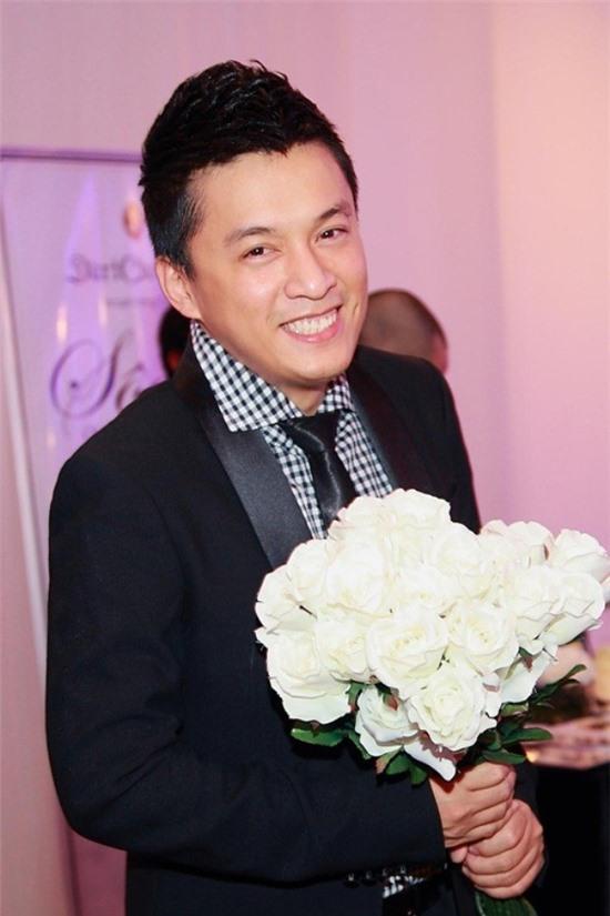 Ngắm nụ cười hút hồn của các mỹ nam showbiz Việt 2