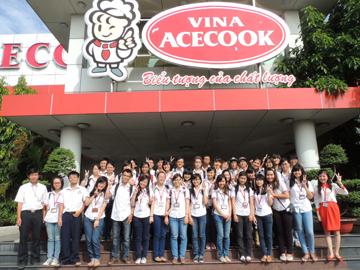Tour lạ: “Ăn, nói, gói mang về” ở nhà máy mì lớn nhất VN