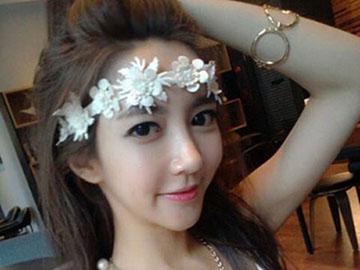 Phát sốt vì giảng viên múa Hàn Quốc nóng bỏng