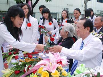 Thưa thầy, em thật lòng xin lỗi…